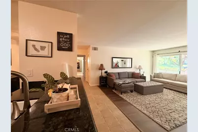 24525 Trevino #U1, Valencia, CA 91355 - Photo 5