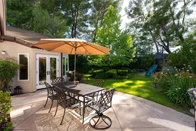 21212 Stoneford Court, Topanga, CA 90290 - Photo 29