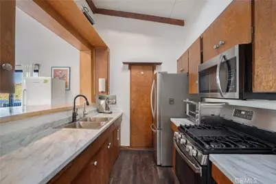3582 Elm Drive, Calabasas, CA 91302 - Photo 11