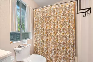3582 Elm Dr, Calabasas, CA 91302 - Photo 21
