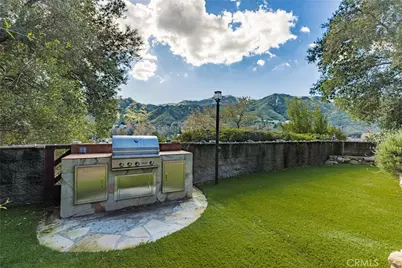 2305 Sugarloaf, Agoura Hills, CA 91301 - Photo 5