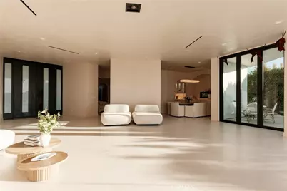 8045 Mulholland Drive, Los Angeles, CA 90046 - Photo 15