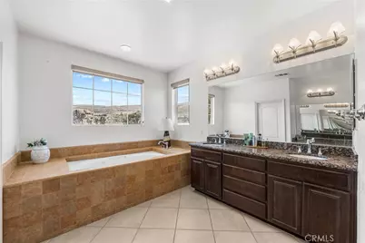 658 E Lago Lindo Rd, Palmdale, CA 93550 - Photo 55