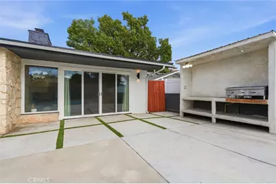 10415 Bevis Avenue, Mission Hills (San Fernando), CA 91345 - Photo 29