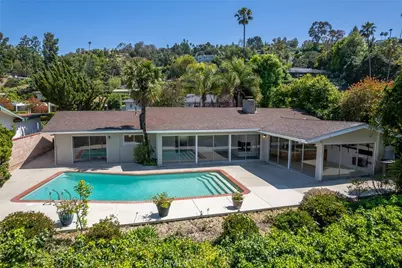 15407 Stonewood Terrace, Sherman Oaks, CA 91403 - Photo 33