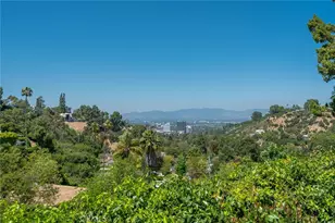 15407 Stonewood Terrace, Sherman Oaks, CA 91403 - Photo 25