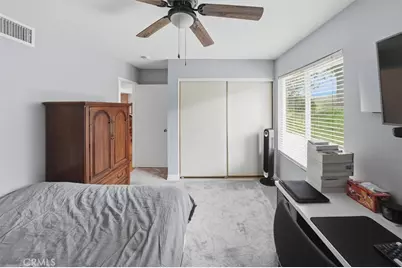 20008 Avenue Of The Oaks, Newhall, CA 91321 - Photo 27