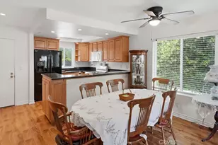 20008 Ave Of The Oaks, Newhall, CA 91321 - Photo 13