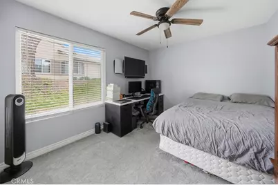 20008 Avenue Of The Oaks, Newhall, CA 91321 - Photo 25
