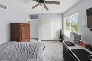 20008 Ave Of The Oaks, Newhall, CA 91321 - Photo 27