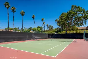20008 Ave Of The Oaks, Newhall, CA 91321 - Photo 33
