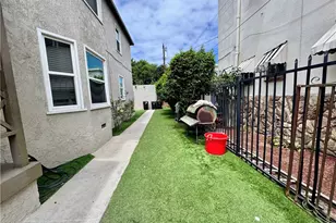 1919 W 54th, Los Angeles, CA 90062 - Photo 9