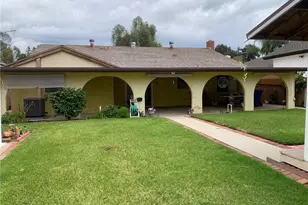 8221 Greenbush, Panorama City, CA 91402 - Photo 1