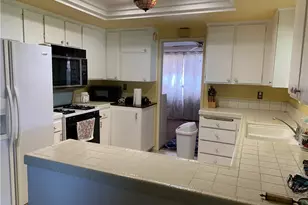 8221 Greenbush, Panorama City, CA 91402 - Photo 3