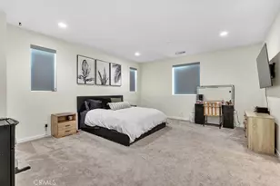 13423 W Saddle Rock Pl, Sylmar, CA 91342 - Photo 27