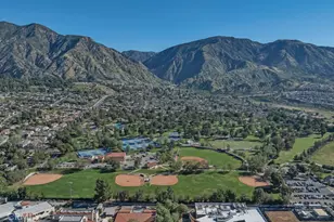 13423 W Saddle Rock Pl, Sylmar, CA 91342 - Photo 45