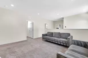 13423 W Saddle Rock Pl, Sylmar, CA 91342 - Photo 27