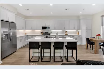 13423 W Saddle Rock Place, Sylmar, CA 91342 - Photo 9