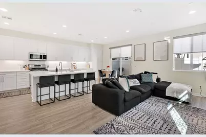 13423 W Saddle Rock Place, Sylmar, CA 91342 - Photo 7