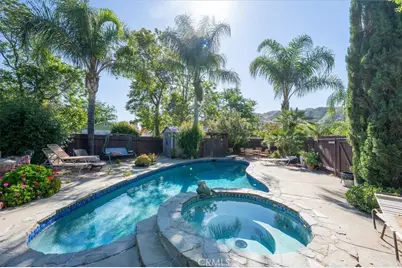 28717 Bouquet Canyon, Saugus, CA 91390 - Photo 5