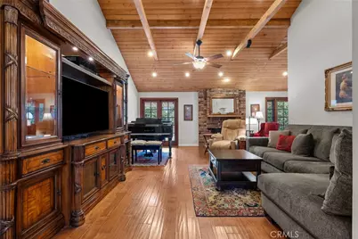 12252 Kenny Drive, Granada Hills, CA 91344 - Photo 17