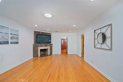 13608 Bassett, Los Angeles, CA 91405 - Photo 35
