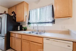 45303 6th St, Lancaster, CA 93535 - Photo 17