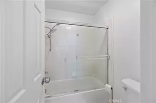 1940 N Highland Ave, Los Angeles, CA 90068 - Photo 31