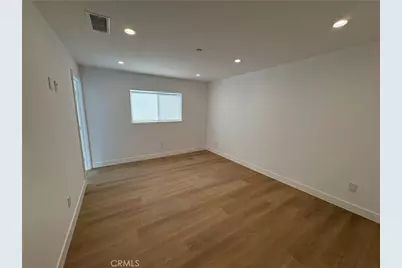 14165 Calvert Street, Van Nuys, CA 91401 - Photo 11