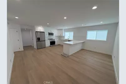 14165 Calvert Street, Van Nuys, CA 91401 - Photo 3