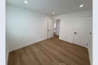 14165 Calvert Street, Van Nuys, CA 91401 - Photo 13