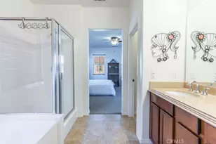 27117 Eden Ct, Newhall, CA 91350 - Photo 25