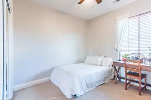 27117 Eden Ct, Newhall, CA 91350 - Photo 31