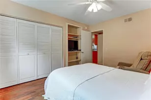 19238 Castlebay Ln, Porter Ranch, CA 91326 - Photo 15