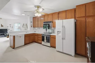 21735 Whey, Saugus, CA 91350 - Photo 9