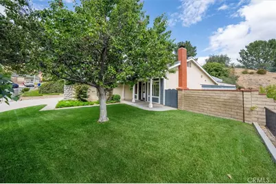 21735 Whey, Saugus, CA 91350 - Photo 3