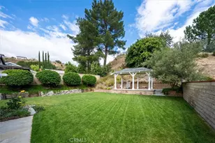 21735 Whey, Saugus, CA 91350 - Photo 21