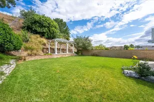 21735 Whey, Saugus, CA 91350 - Photo 17