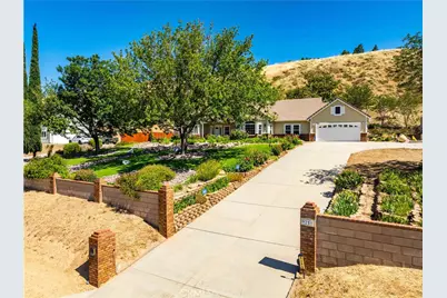 9251 Elizabeth Lake, Leona Valley, CA 93551 - Photo 1