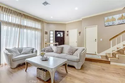 20737 Roscoe Boulevard #203, Winnetka, CA 91306 - Photo 9