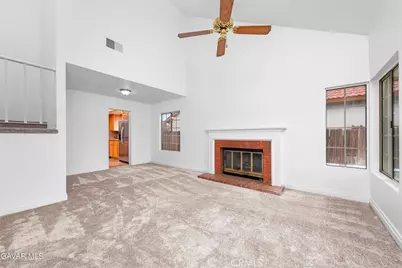 37450 Yorkshire, Palmdale, CA 93550 - Photo 5