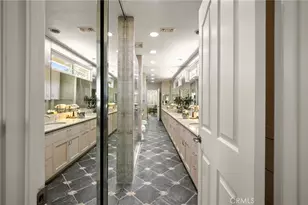 26009 Redbluff Dr, Calabasas, CA 91302 - Photo 21