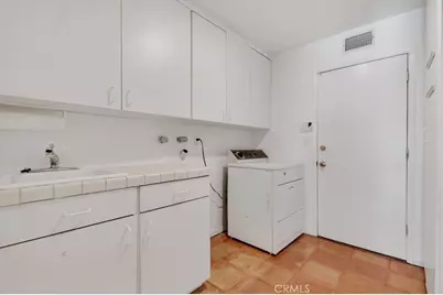18814 Los Alimos Street, Northridge, CA 91326 - Photo 37