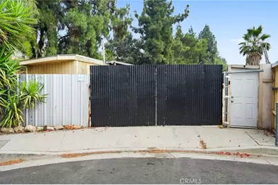 15627 Vintage, North Hills, CA 91343 - Photo 45