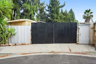 15627 Vintage, North Hills, CA 91343 - Photo 45