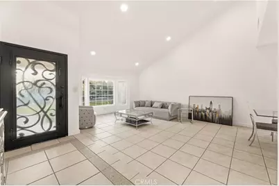 7620 Rudnick Avenue, Canoga Park, CA 91304 - Photo 3