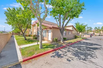 1750 E Avenue Q14 #17, Palmdale, CA 93550 - Photo 29