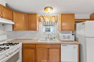 3255 E Ave R, Palmdale, CA 93550 - Photo 9