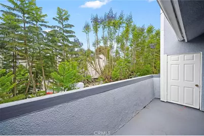 7640 Oso Avenue #316, Winnetka, CA 91306 - Photo 5