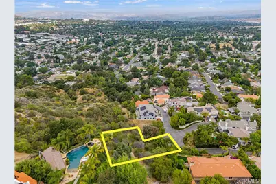 24879 Bella Vista Drive, Newhall, CA 91321 - Photo 5